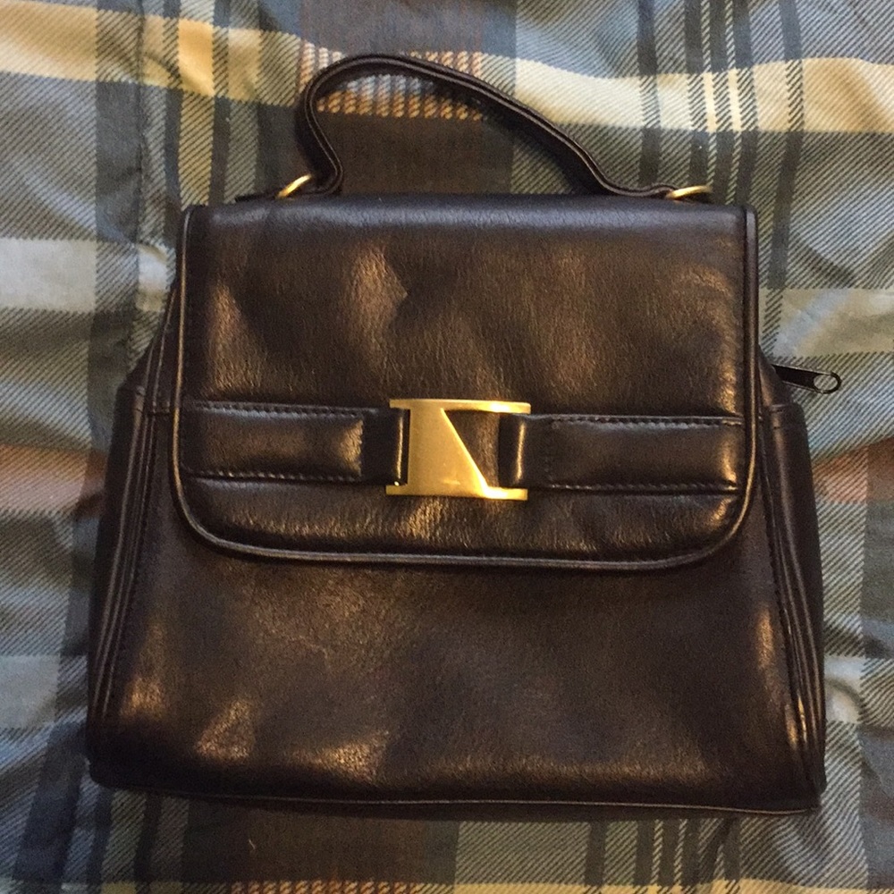 Hand bag